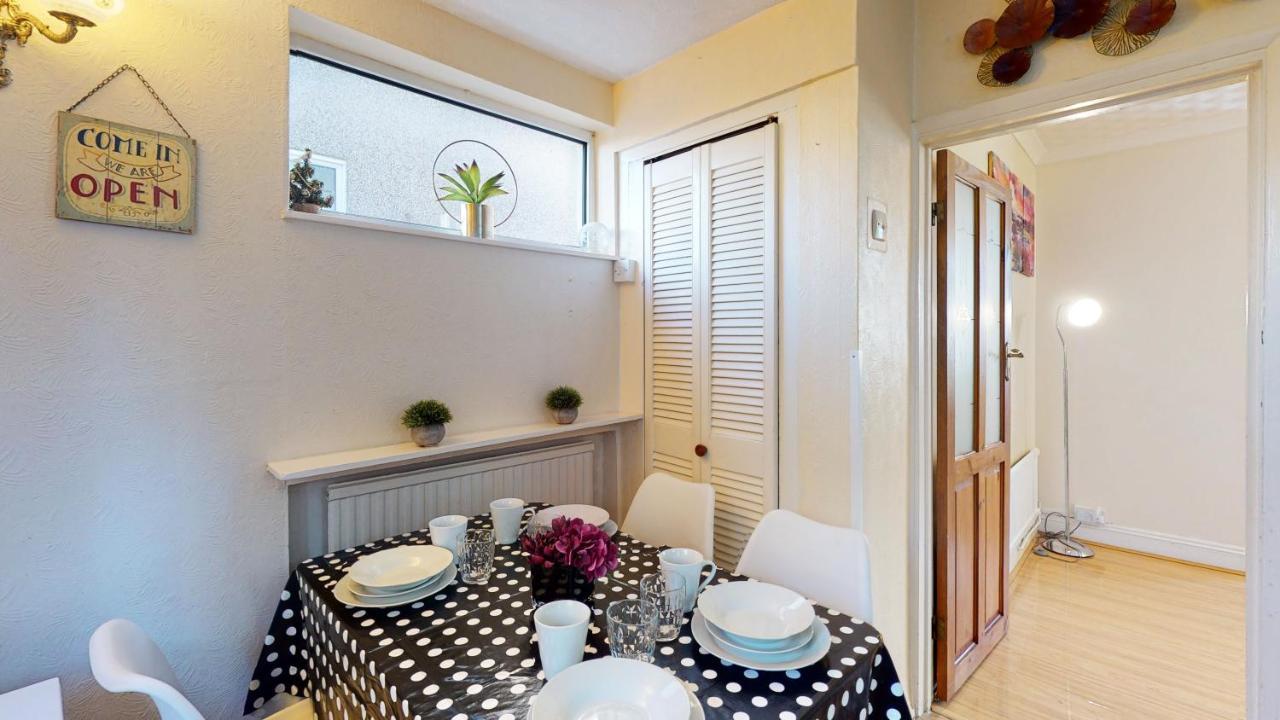 Orchards In Orpington Villa Bagian luar foto